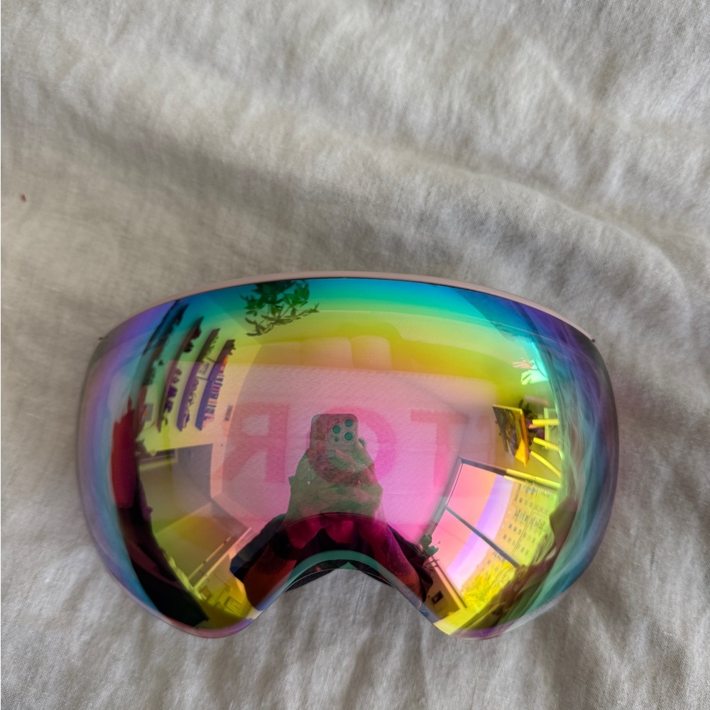 Vector pink goggles